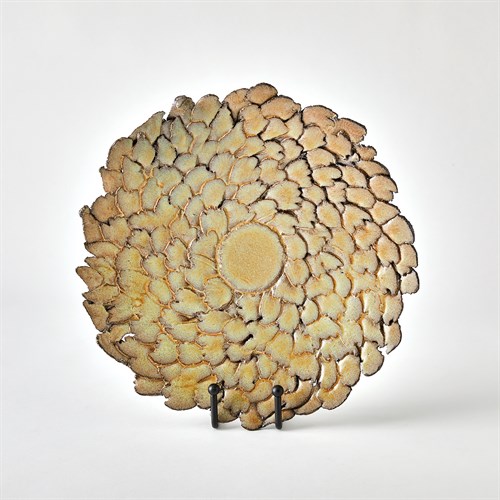 Petaled Pedestal Plate-Natural